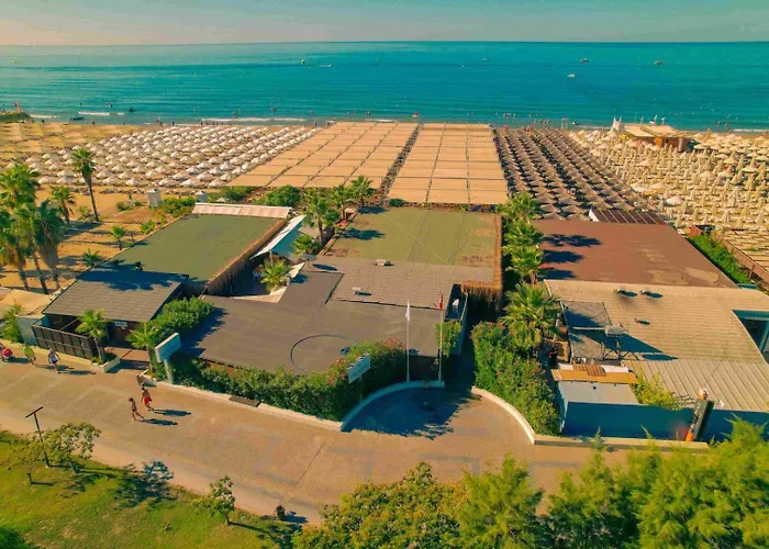 Boutique Dream World Resort & Spa Side